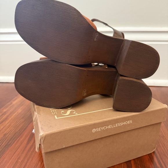 Seychelles - Picture 4 of 5